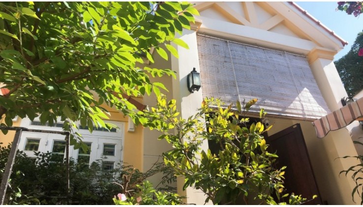 Bán nhà Tăng Nhơn phú a quận 9, hẻm ô tô, 102 m2, đẹp như biệt thự, chỉ 6 tỷ